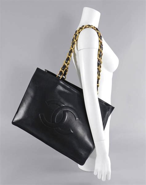 chanel classic shopping tote